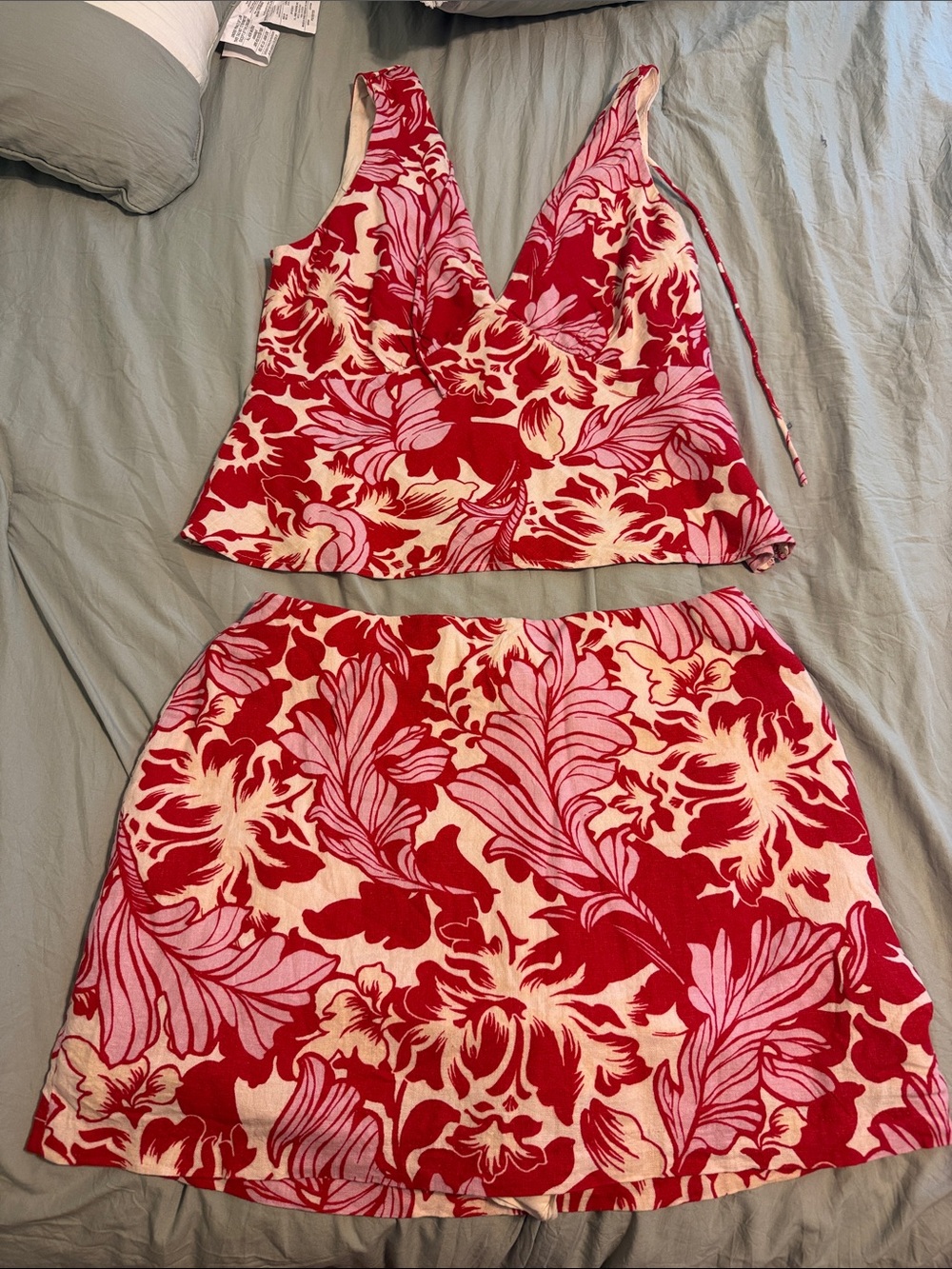 Abercrombie & Fitch Red and Pink Floral Two-Piece Skirt Set